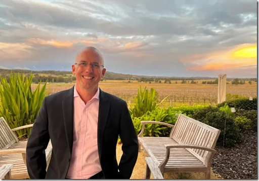 Adrian Reid - Enlightened Stock Trading With 12 Trading Systems